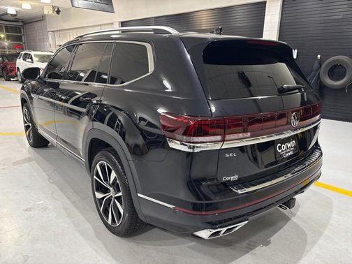 2025 Volkswagen Atlas 2.0T SEL Premium R-Line 4MOTION