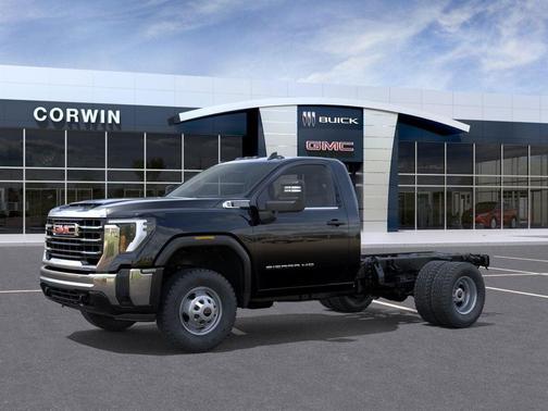 2025 GMC Sierra 3500 Base