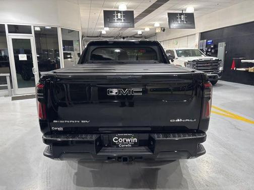 Onyx Black 2025 GMC Sierra EV Max Range Denali