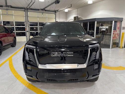Onyx Black 2025 GMC Sierra EV Max Range Denali