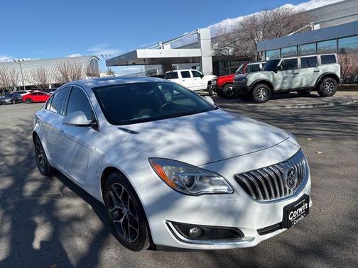 2017 Buick Regal Turbo Sport Touring
