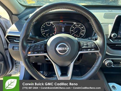 2023 Nissan Altima SR FWD