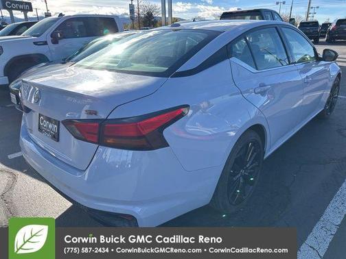 2023 Nissan Altima SR FWD