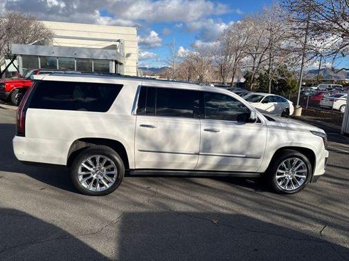 2019 Cadillac Escalade ESV Platinum