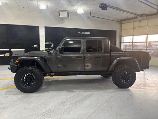 Granite Crystal Metallic Clearcoat 2021 Jeep Gladiator Rubicon