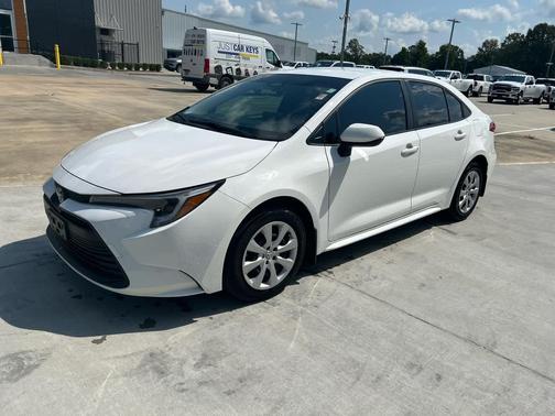 2024 Toyota Corolla Hybrid LE