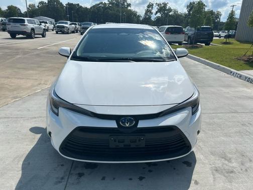 2024 Toyota Corolla Hybrid LE