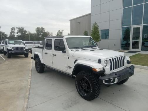 2021 Jeep Gladiator Sport S