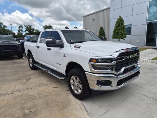 Bright White Clearcoat 2025 RAM 2500 Big Horn 4x4 Crew Cab 64 Box