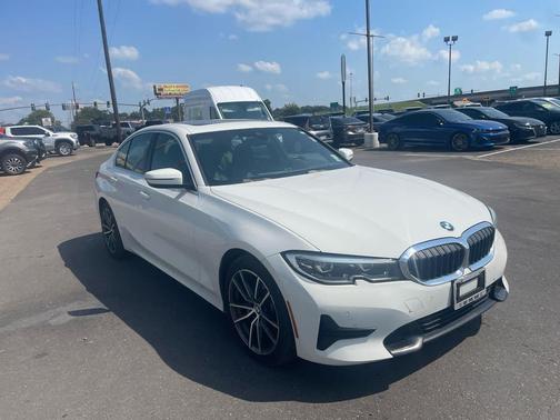2019 BMW 330 330i