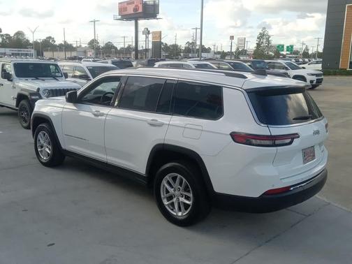 2023 Jeep Grand Cherokee L Laredo