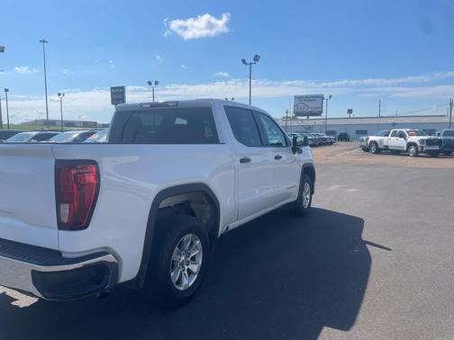 2022 GMC Sierra 1500 Pro