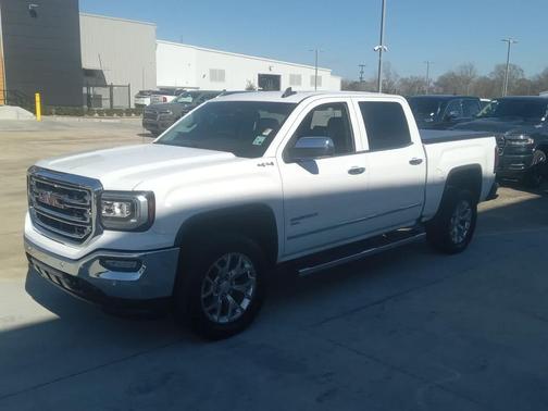 2018 GMC Sierra 1500 SLT