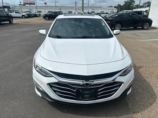 2022 Chevrolet Malibu Premier