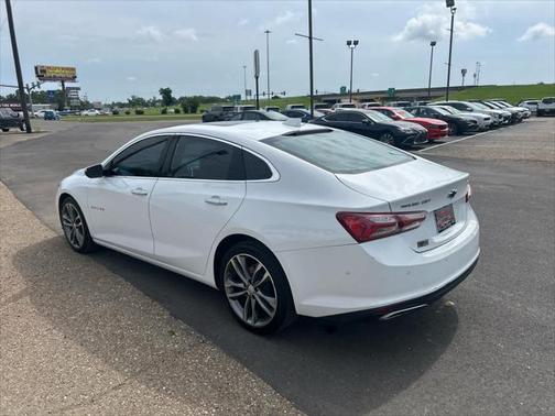 2022 Chevrolet Malibu Premier