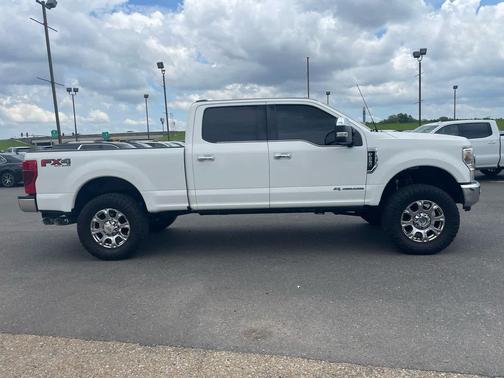 Star White Metallic Tri-Coat 2022 Ford F-250 King Ranch