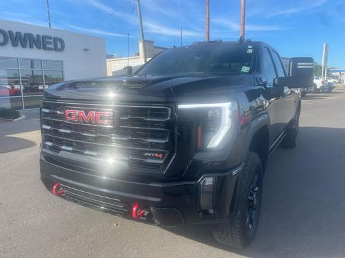 2024 GMC Sierra 2500 AT4