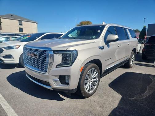 2022 GMC Yukon XL Denali