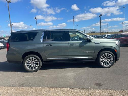 2024 GMC Yukon XL Denali