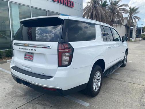 2021 Chevrolet Suburban LT