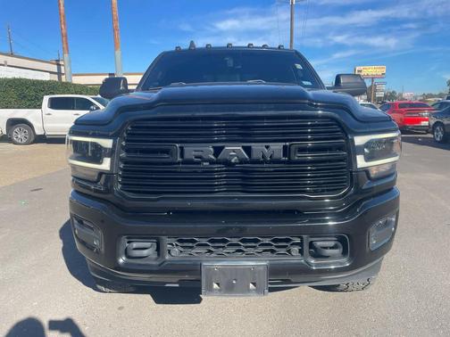 2021 RAM 2500 Laramie 4x4 Crew Cab 64 Box