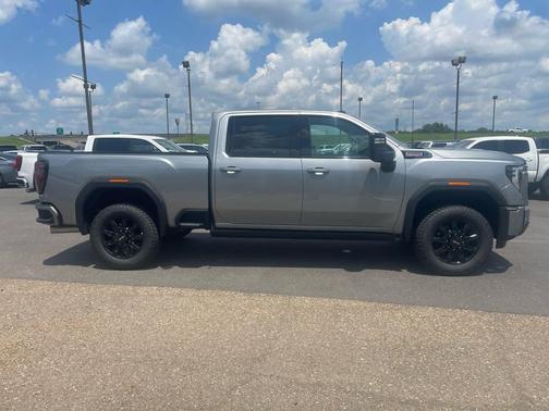Sterling Metallic 2026 GMC Sierra 2500 AT4