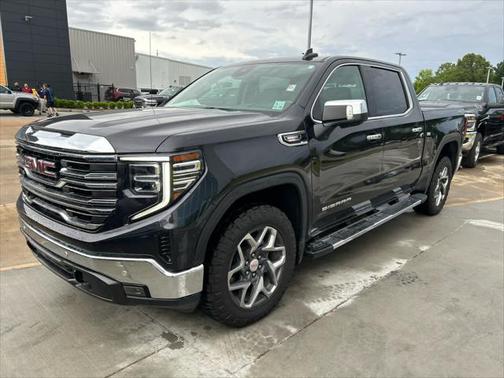 2022 GMC Sierra 1500 SLT