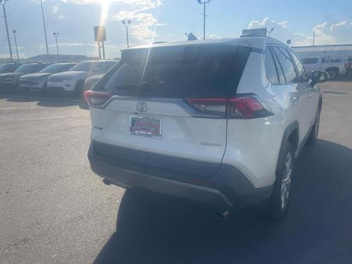 2019 Toyota RAV4 Limited