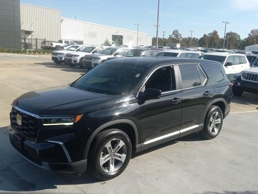 2023 Honda Pilot EX-L 8 Passenger
