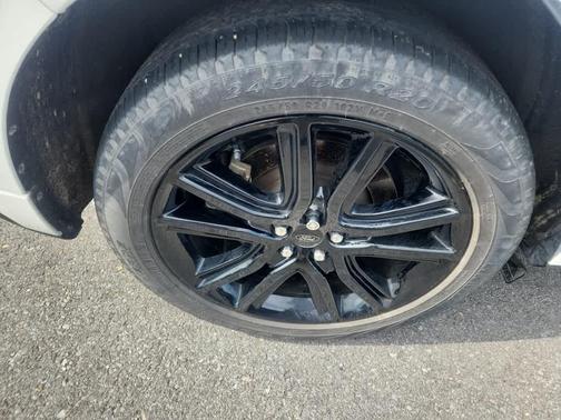 2022 Ford Edge ST Line