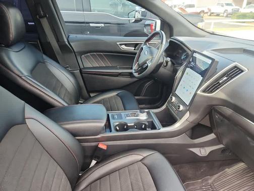 2022 Ford Edge ST Line