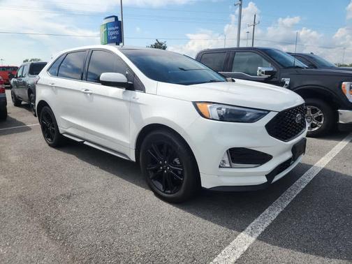 2022 Ford Edge ST Line