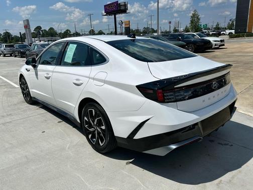 2025 Hyundai SONATA SEL