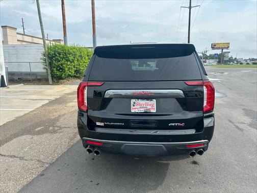 2022 GMC Yukon XL AT4