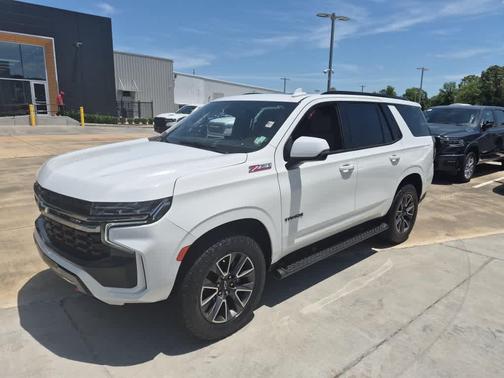 Summit White 2022 Chevrolet Tahoe Z71