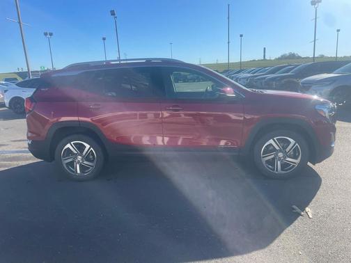 2020 GMC Terrain SLT