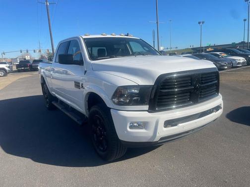 2017 RAM 2500 Big Horn 4x4 Crew Cab 64 Box
