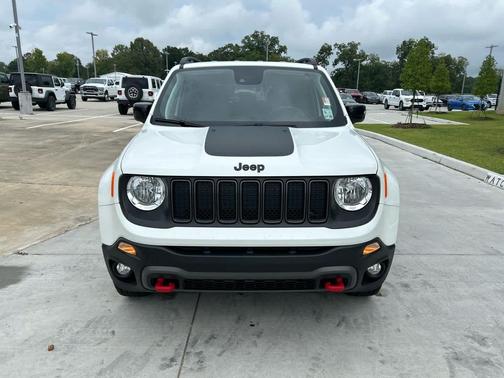 2023 Jeep Renegade Trailhawk
