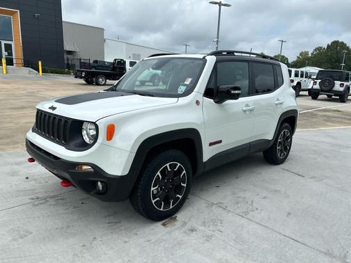 2023 Jeep Renegade Trailhawk