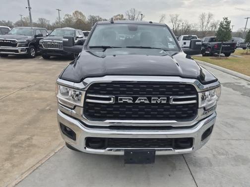2024 RAM 2500 Big Horn 4x4 Crew Cab 64 Box