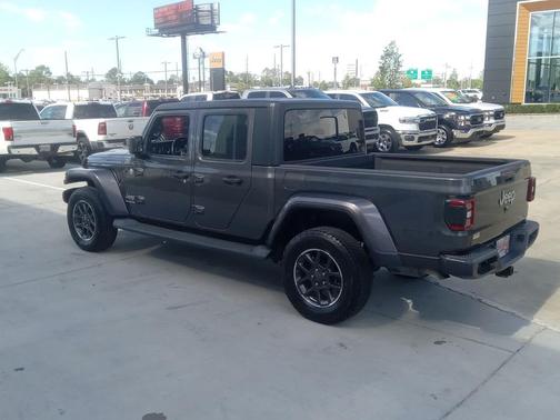 2020 Jeep Gladiator Overland