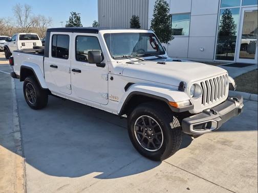 2023 Jeep Gladiator Overland