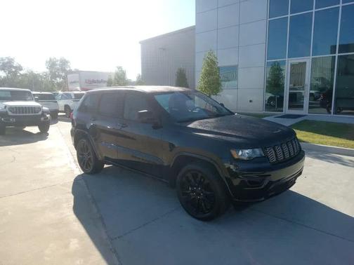 2020 Jeep Grand Cherokee Altitude