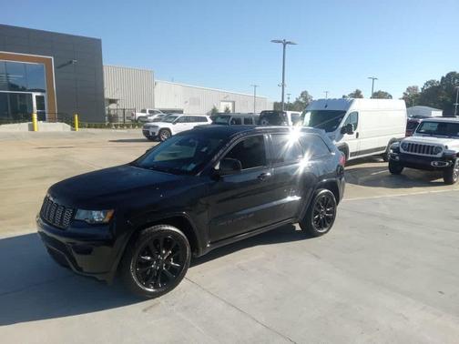 2020 Jeep Grand Cherokee Altitude