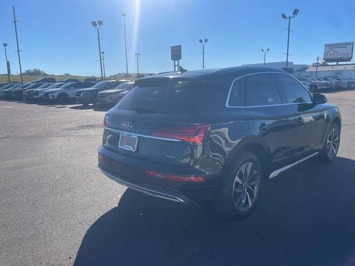 2021 Audi Q5 45 Premium Plus