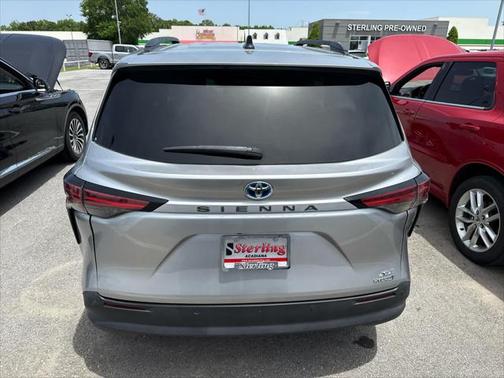 2021 Toyota Sienna XLE 7 Passenger