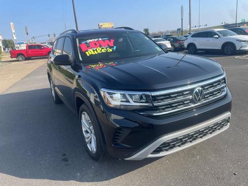2023 Volkswagen Atlas 3.6L SE w/Technology