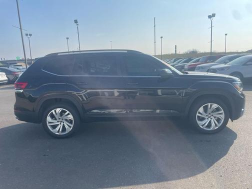 2023 Volkswagen Atlas 3.6L SE w/Technology