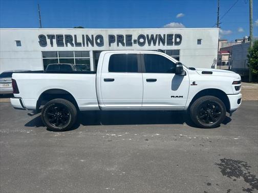 2025 RAM 2500 Big Horn 4x4 Crew Cab 64 Box