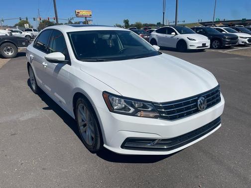 2019 Volkswagen Passat 2.0T Wolfsburg Edition